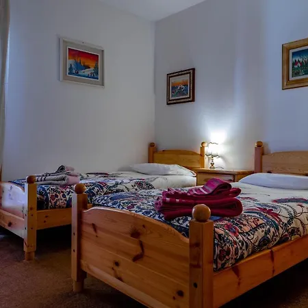 Paola Appartement *